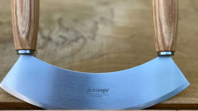 Wiegemesser mit Holzgriff