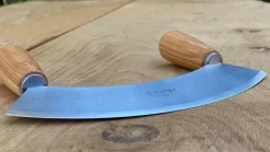 Wiegemesser mit Holzgriff